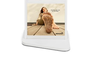 Einschieber zu GEHWOL® Bodenverkaufsständer mit Motiv 'Fussmanifest'